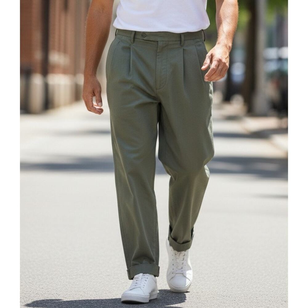 Axist Khaki Pants Men's Size 38W x 34L Pleated Front Wrinkle Resistant NWT